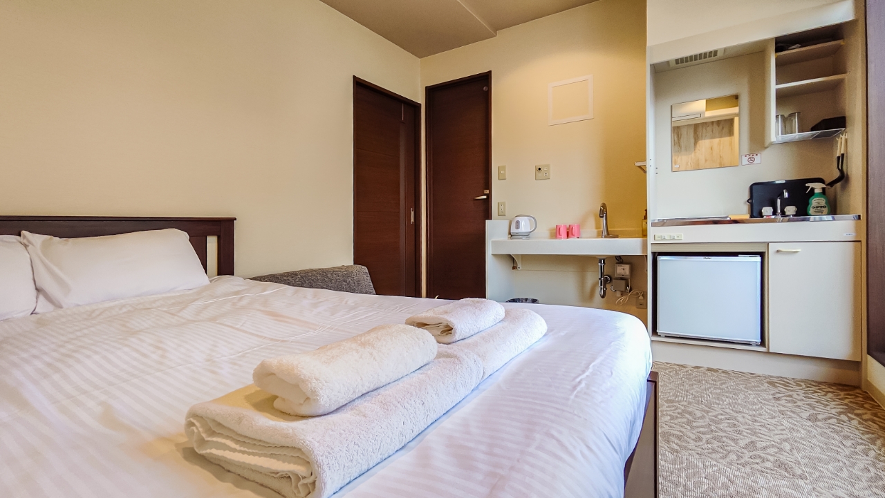 デラックスクイーンルーム